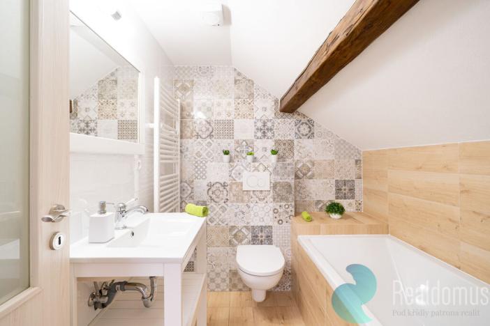 Prodej rodinného domu, Rožmberk nad Vltavou, 302 m2