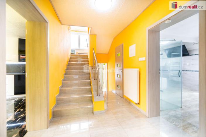 Prodej rodinného domu, Strmilov, Studenská, 260 m2