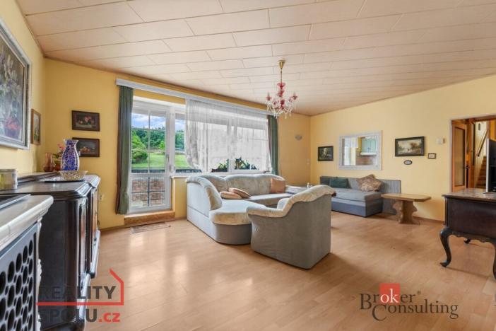 Prodej rodinného domu, Rumburk - Rumburk 2-Horní Jindřichov, Zadní, 180 m2