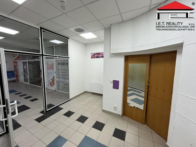 Pronájem obchodního prostoru, Frýdek-Místek - Frýdek, tř. T. G. Masaryka, 44 m2