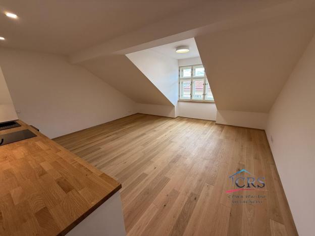 Pronájem bytu 3+kk, Praha - Žižkov, Pospíšilova, 96 m2