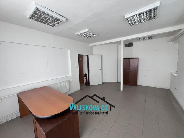 Pronájem kanceláře, Hulín, 80 m2