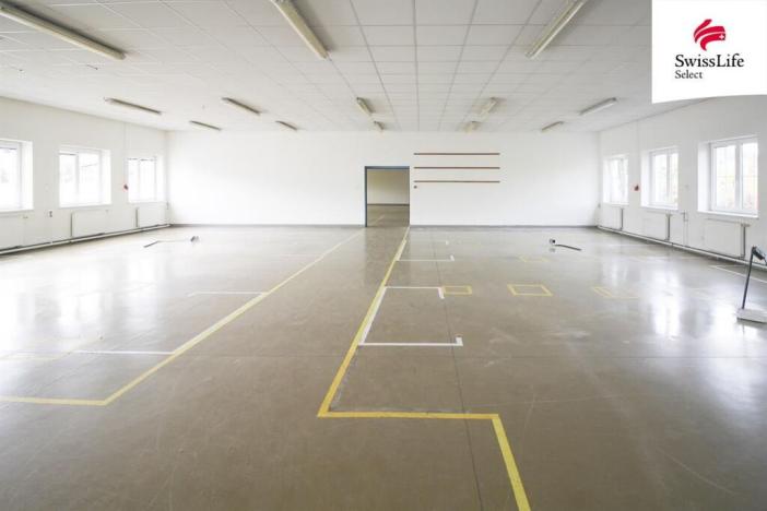 Prodej výrobních prostor, Kamenice, 783 m2