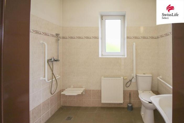 Prodej výrobních prostor, Kamenice, 783 m2