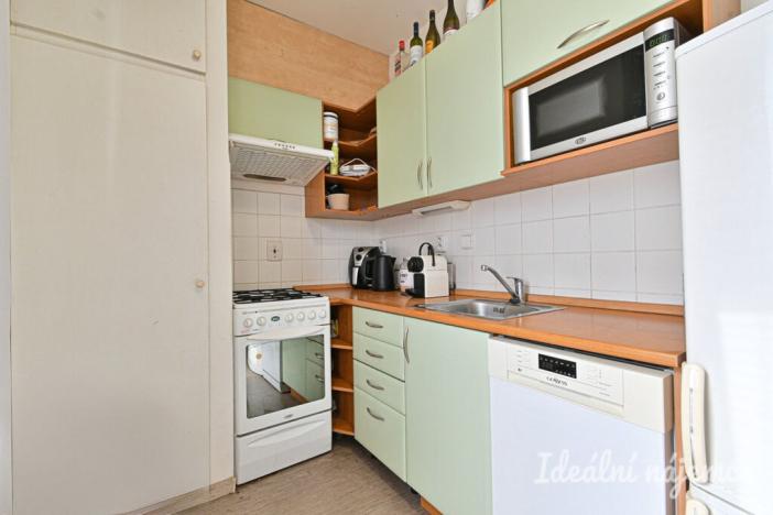 Pronájem bytu 1+1, Brno, Mojmírovo náměstí, 36 m2