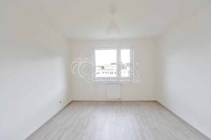 Pronájem bytu 2+kk, Praha - Vysočany, Strnadových, 57 m2