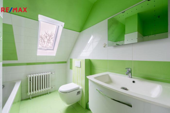 Prodej vily, Měchenice, Hlavní, 330 m2