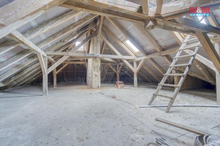 Prodej bytu 3+1, Cheb, Kachní kámen, 118 m2