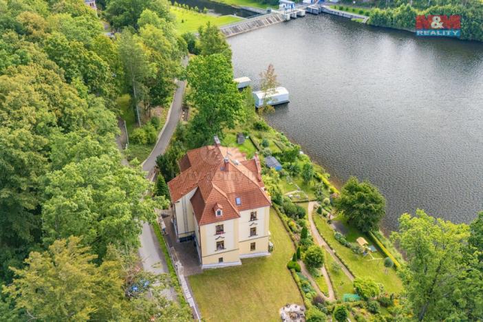 Prodej bytu 3+1, Cheb, Kachní kámen, 118 m2