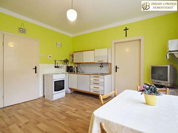 Prodej vícegeneračního domu, Chromeč, 200 m2