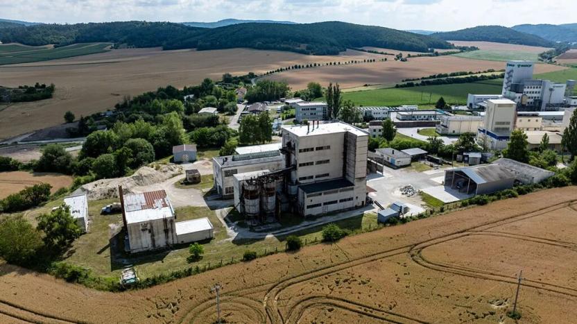 Prodej komerčního pozemku, Čebín, 17681 m2