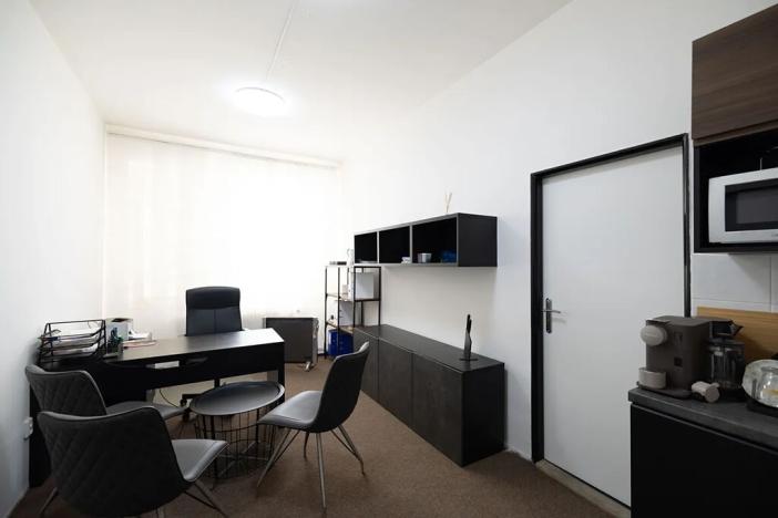 Prodej skladu, Čebín, 3507 m2