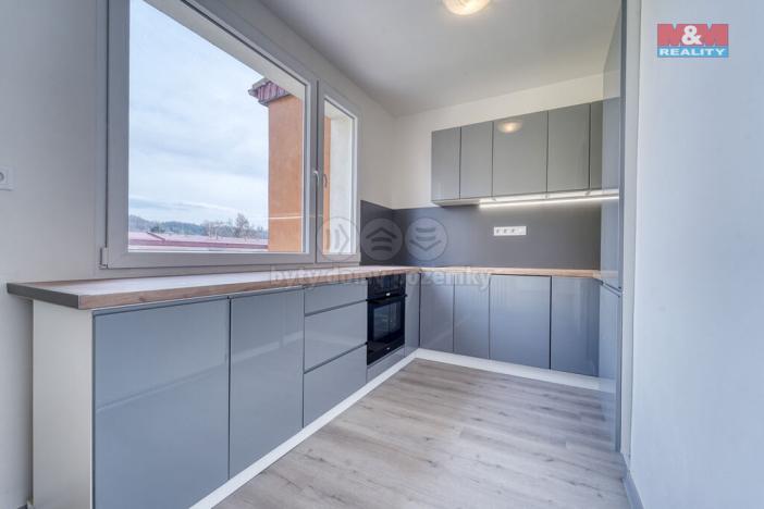 Pronájem bytu 3+1, Mariánské Lázně - Úšovice, Hroznatova, 64 m2