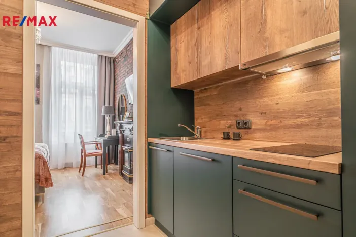 Pronájem bytu 1+kk, Praha - Nové Město, Tyršova, 22 m2