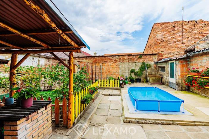 Prodej rodinného domu, Hevlín, 118 m2