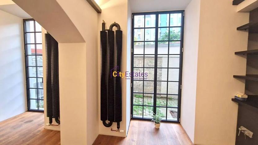 Prodej kanceláře, Praha - Smíchov, Janáčkovo nábřeží, 135 m2