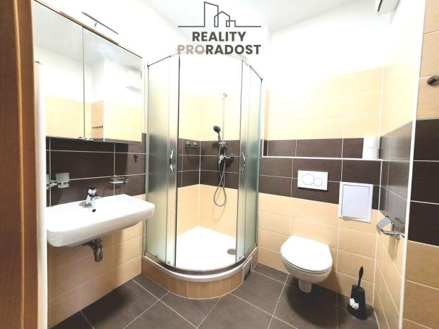 Pronájem bytu 2+kk, Jihlava, U Dlouhé stěny, 46 m2