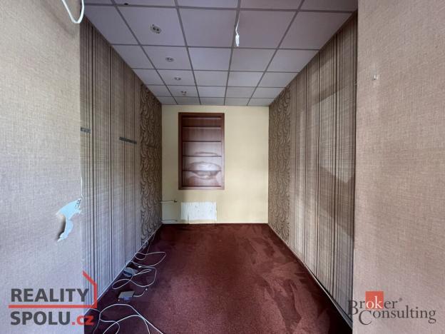 Pronájem obchodního prostoru, Ostrava, 64 m2