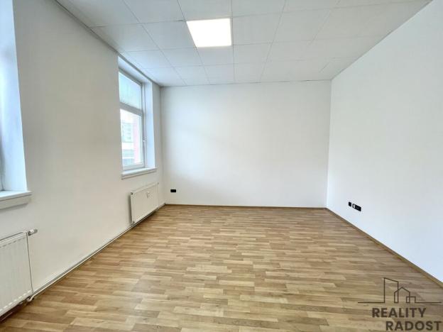Pronájem bytu 1+kk, Olomouc, Březinova, 35 m2