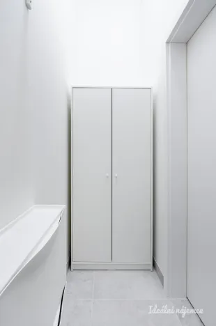 Pronájem bytu 2+kk, Praha - Kyje, Za černým mostem, 58 m2