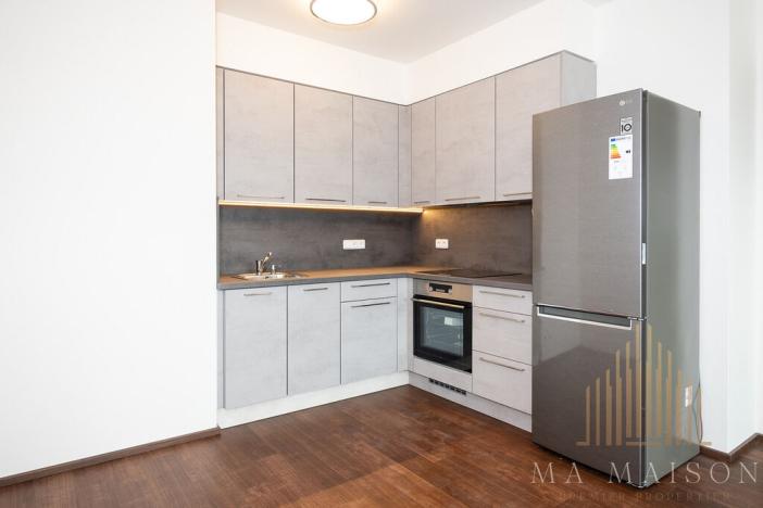 Pronájem bytu 2+kk, Praha - Hloubětín, Poděbradská, 52 m2