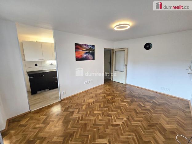 Pronájem bytu 2+1, Praha - Vokovice, K Červenému vrchu, 48 m2