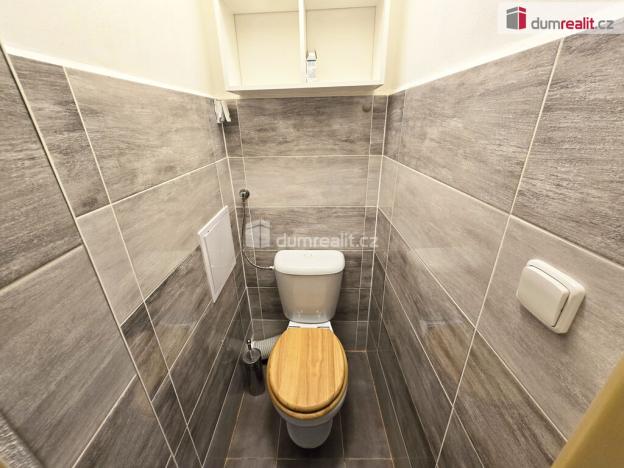 Pronájem bytu 2+1, Praha - Vokovice, K Červenému vrchu, 48 m2