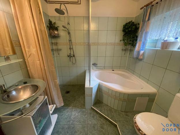 Prodej rodinného domu, Hora Svatého Šebestiána - Nová Ves, 150 m2