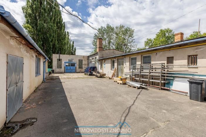 Pronájem výrobních prostor, Hrušovany nad Jevišovkou, Rudé armády, 12000 m2