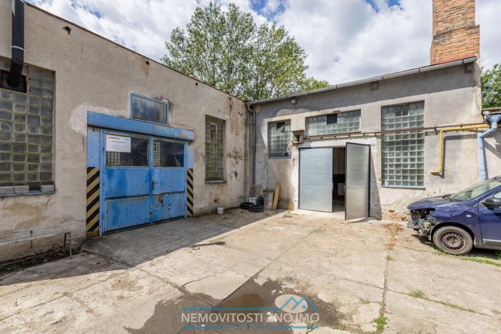 Pronájem výrobních prostor, Hrušovany nad Jevišovkou, Rudé armády, 12000 m2