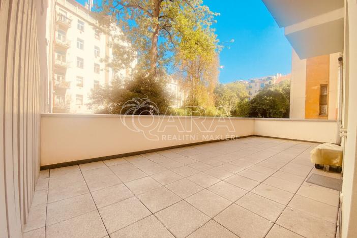 Prodej bytu 2+1, Praha, Slavíkova, 105 m2