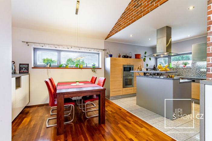 Prodej rodinného domu, Horky nad Jizerou, 208 m2