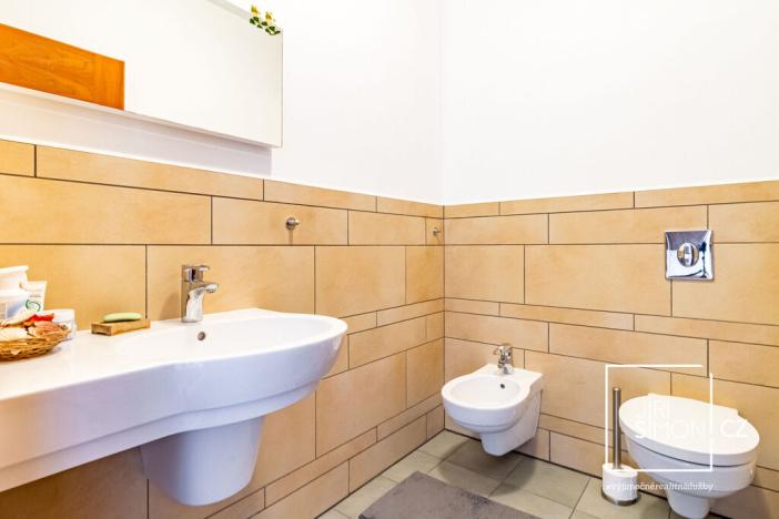 Prodej rodinného domu, Horky nad Jizerou, 208 m2