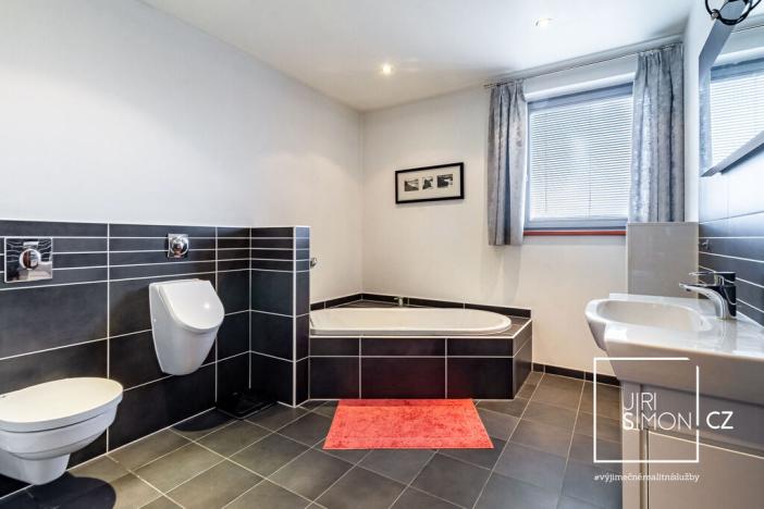 Prodej rodinného domu, Horky nad Jizerou, 208 m2