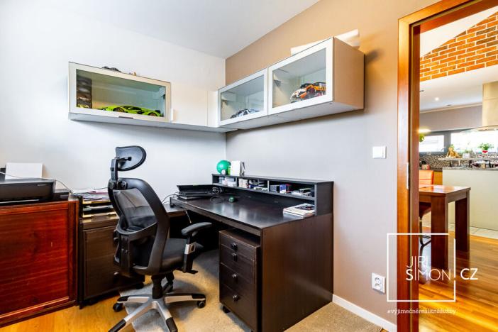 Prodej rodinného domu, Horky nad Jizerou, 208 m2