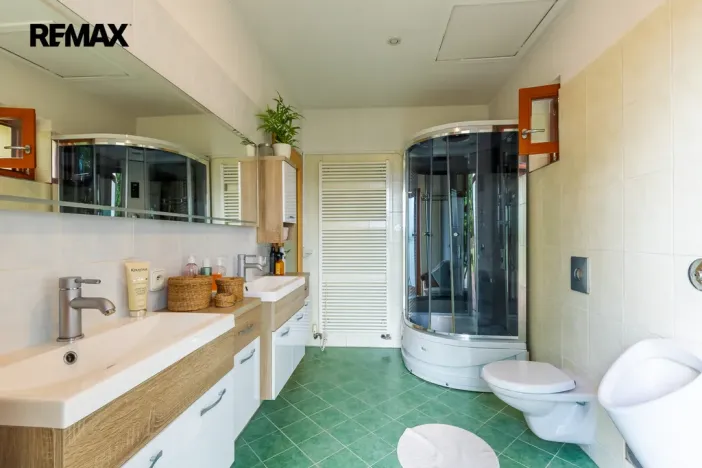 Prodej rodinného domu, Kostelec nad Labem - Jiřice, K Paterům, 290 m2