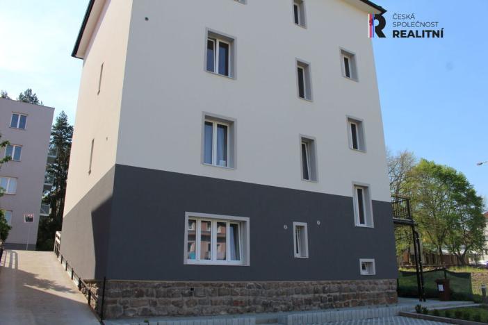 Pronájem bytu 1+kk, Karlovy Vary - Drahovice, Lidická, 34 m2