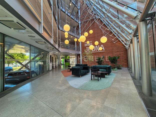 Pronájem kanceláře, Brno - Zábrdovice, Plynárenská, 720 m2