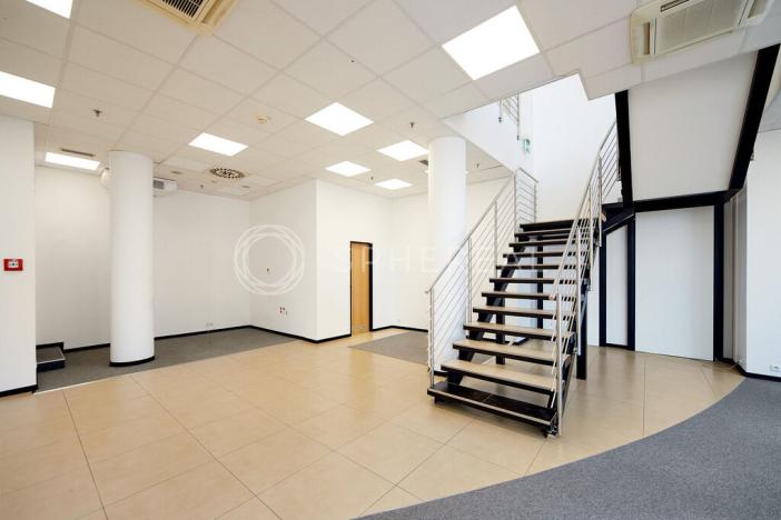 Pronájem obchodního prostoru, Brno - Brno-město, Benešova, 191 m2