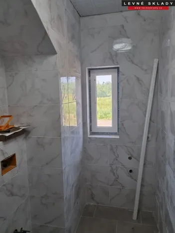 Pronájem skladu, Rokytne, Ukrajina, 3000 m2