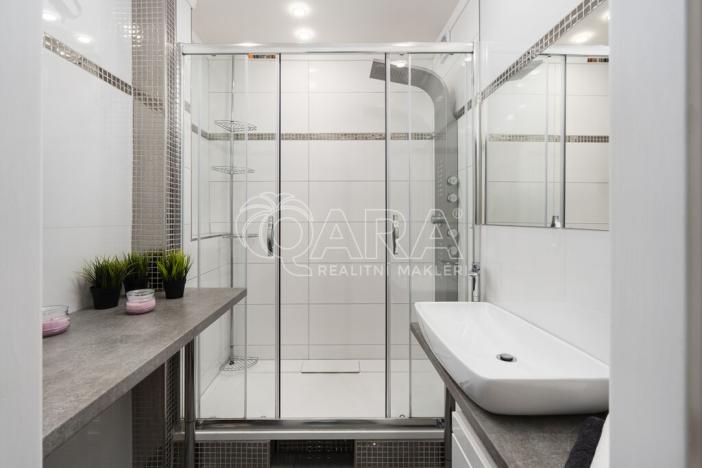 Prodej bytu 4+1, Praha - Libeň, Na hájku, 75 m2