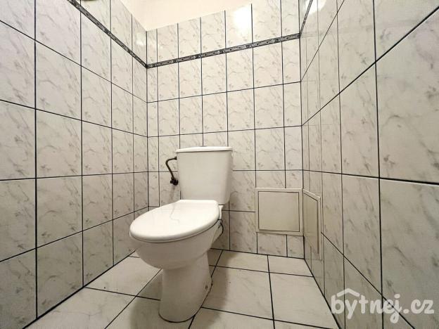 Pronájem kanceláře, Olomouc, Horní náměstí, 142 m2