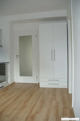 Pronájem bytu 1+1, Zlín, B. Němcové, 35 m2
