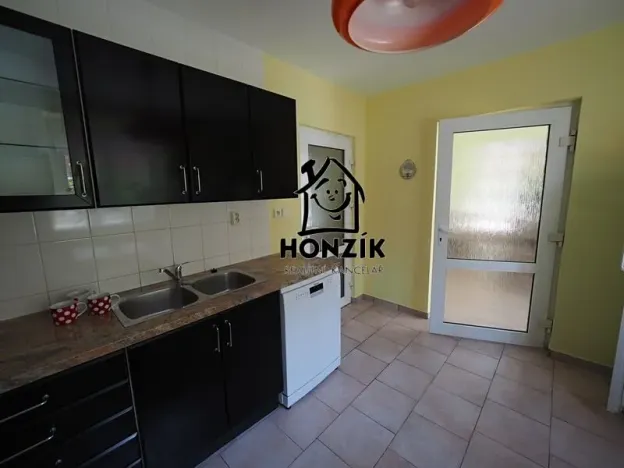 Prodej rodinného domu, Praha - Uhříněves, Úpská, 324 m2