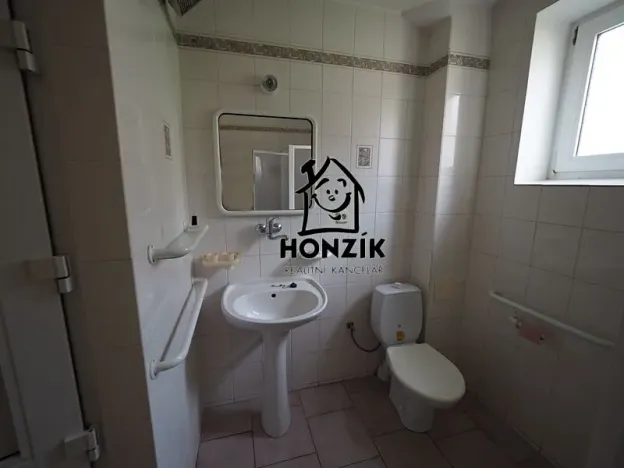 Prodej rodinného domu, Praha - Uhříněves, Úpská, 324 m2