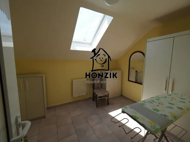 Prodej rodinného domu, Praha - Uhříněves, Úpská, 324 m2