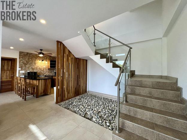 Prodej rodinného domu, Coxen Hole, Roatán, Honduras, 325 m2