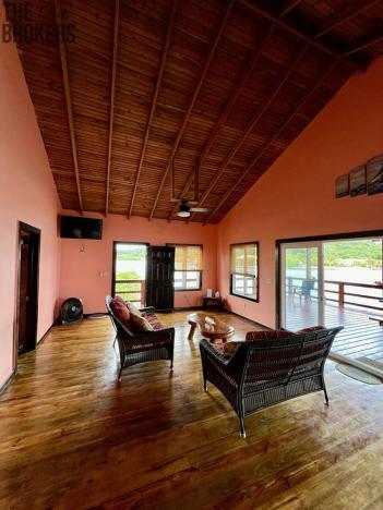 Prodej rodinného domu, Coxen Hole, Roatán, Honduras, 139 m2