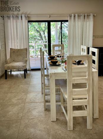 Prodej komerční, Coxen Hole, Roatán, Honduras, 304 m2