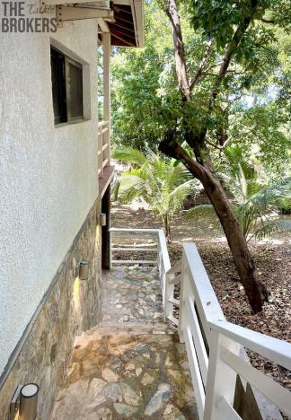 Prodej komerční, Coxen Hole, Roatán, Honduras, 304 m2